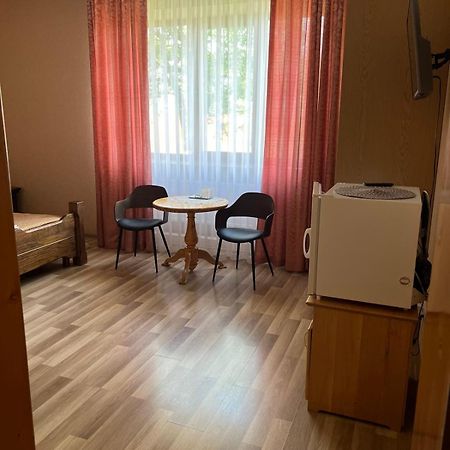 Mini-Hotel "Nord" Чинадиево Экстерьер фото